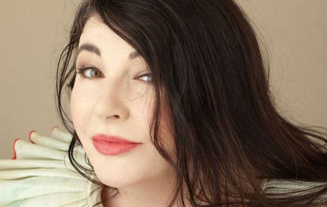 Kate Bush: Νο 1 στην Αγγλία μετά από 29 χρόνια