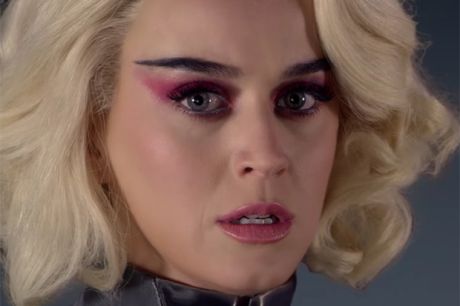 Chained To The Rhythm-Katy Perry, ft. Skip Marley, το βίντεο