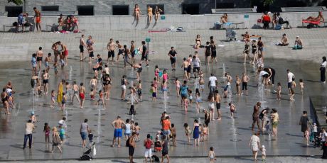 «Βράζει» η Ευρώπη από το κύμα καύσωνα – Πάνω από 40 βαθμούς η θερμοκρασία