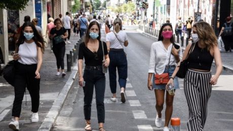 Από αύριο. H ζωή δύσκολη για τους ανεμβολίαστους, αν βέβαια μπορέσει η κυβέρνηση να τηρήσει τις αποφάσεις της, εδώ μπαίνουν στα υπουργεία και κάνουν ό,τι θέλουν