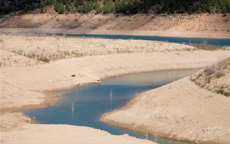 Ν. Αφρική: Το νερό στο Κέιπ Τάουν θα εξαντληθεί σε λιγότερο από εκατό ημέρες