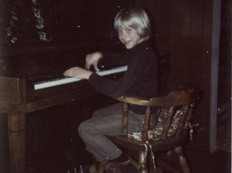 Χρησιμοποιημένο χάρτινο πιάτο του Kurt Cobain πουλήθηκε για 22.400 δολάρια