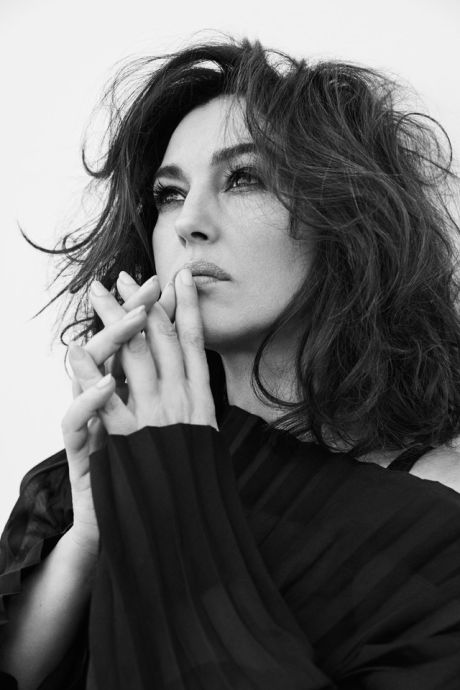 Monica Bellucci έγινε 54 ετών και την ζηλεύουν οι νεότερες