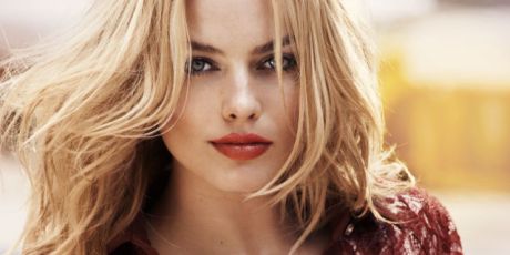Margot Robbie, εντυπωσιακές μεταμορφώσεις