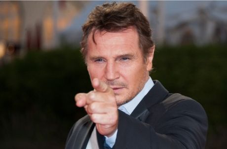 Το "προφίλ" σου στο LinkedIn απo τον Liam Neeson..