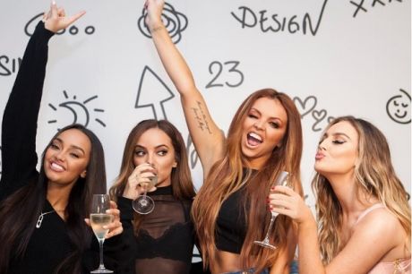 Οι Little Mix Νο 1 άλμπουμ στην Αγγλία