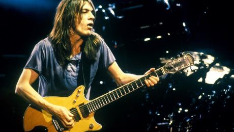 Δηλώσεις κορυφαίων για τον θάνατο του Malcolm Young των AC/DC