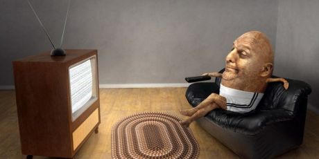 Το βράδυ επιστρέφουμε στην τηλεοπτική αποχαύνωση