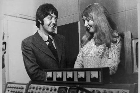 Μετά από μισό αιώνα ακούσαμε το Goodbye της Mary Hopkin από τον συνθέτη Paul McCartney 