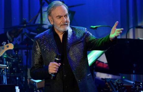 Το Μπρόντγουεϊ ετοιμάζει μια νέα θεατρική παραγωγή για τη ζωή του Neil Diamond