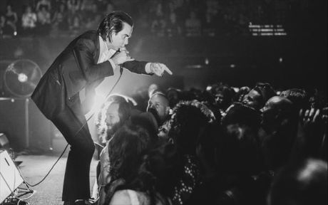 Nick Cave πάντα αγαπημένος, εντυπωσίασε χθες τους φίλους του