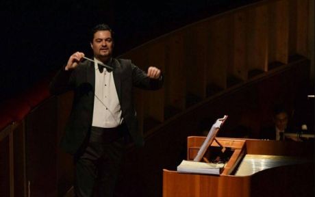 Ο μαέστρος Γιώργος Πέτρου υποψήφιος για βραβείο Grammy