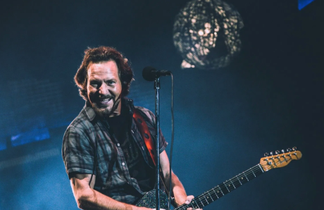 Pearl Jam  “Superblood Wolfmoon”