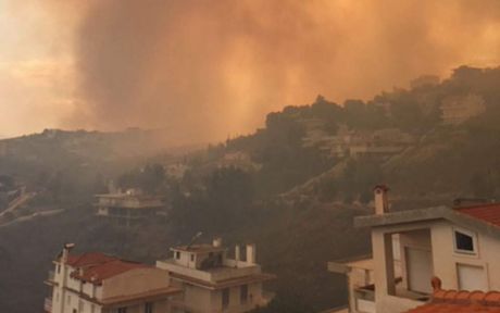 Κάηκαν σπίτια σε Κινέτα, Πεντέλη