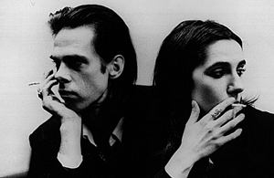 H PJ Harvey τραγουδά Nick Cave