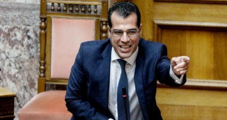 Θάνος Πλεύρης: Εξετάζεται σοβαρά ο υποχρεωτικός εμβολιασμός σε γιατρούς και νοσηλευτές του ΕΣΥ