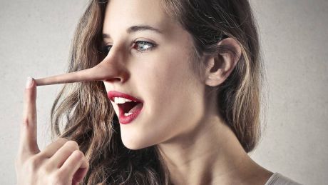 Θέλετε να μάθετε ποια ζώδια λένε ότι είναι οι μεγαλύτεροι ψεύτες 
