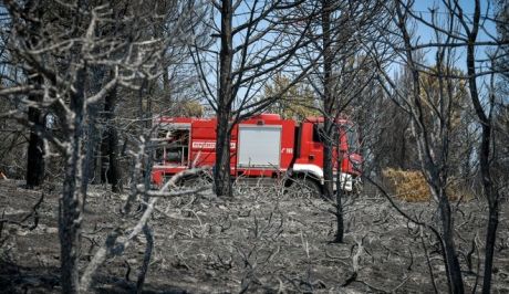 Πέραμα: Τρεις συλλήψεις για εμπρησμούς από πρόθεση