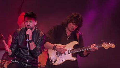 Waiting For a Sign-Ritchie Blackmore's Rainbow