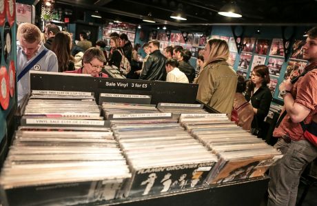 Αμερική: 213% άνοδος για τα βινύλια στην Record Store Day 