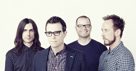 Weekend Woman-Weezer