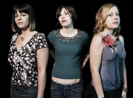 Hurry on Home-Sleater-Kinney με παραγωγό την St Vincent