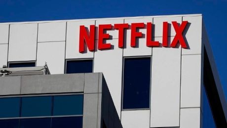 Το Neflix ανέστειλε τη λειτουργία του στη Ρωσία