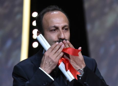 Ασγκάρ Φαραντί: Ο σκηνοθέτης του φιλμ «Ο Εμποράκος» ίσως δεν μπορέσει να παραστεί στα Όσκαρ λόγω Trump...