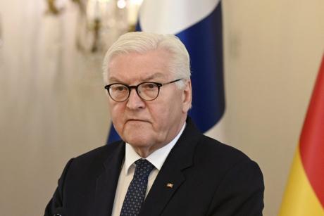 Έντονες αντιδράσεις στη Γερμανία για τον «εξευτελισμό» του Γερμανού προέδρου Σταϊνμάιερ που δεν τον δέχτηκε ο Ζελένσκι