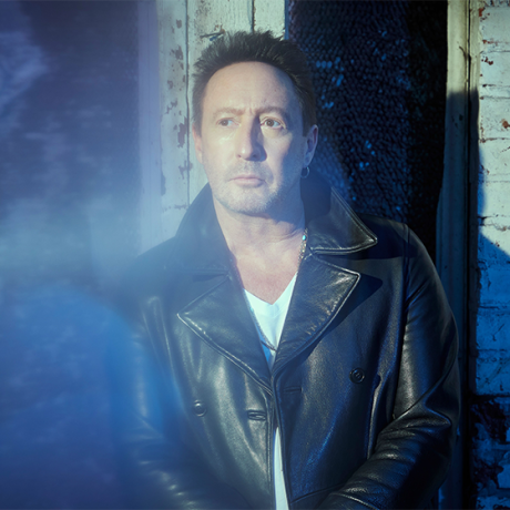Δύο νέα τραγούδια από τον Julian Lennon