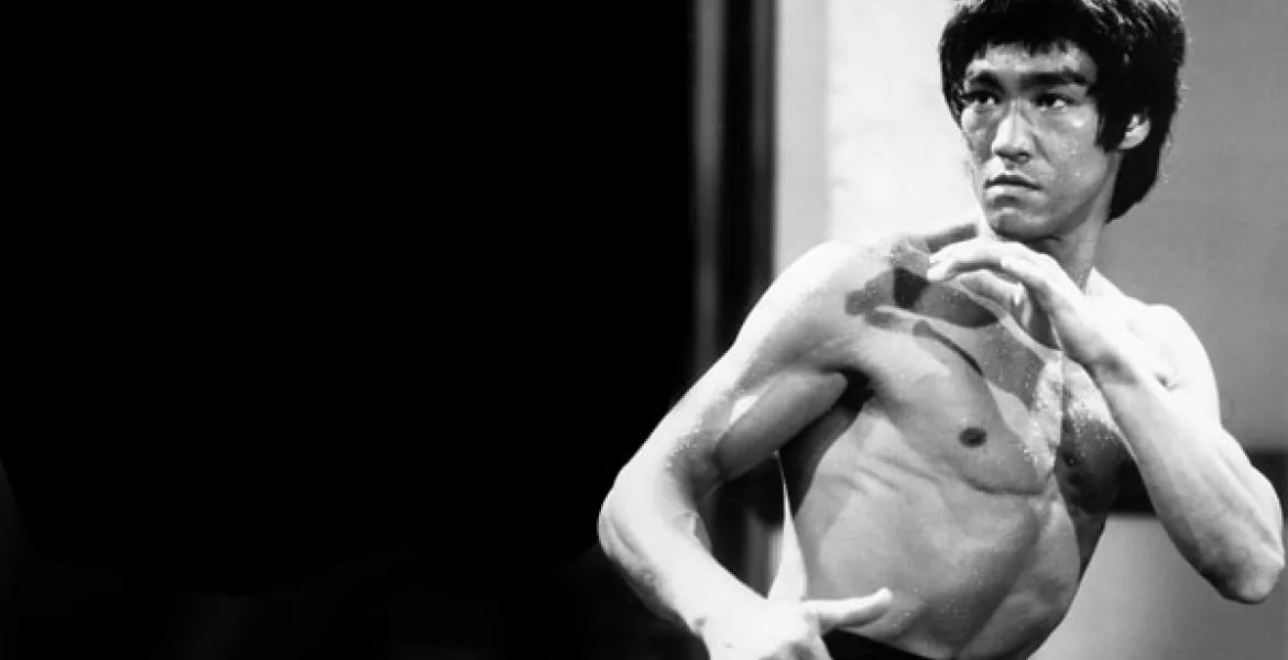 Bruce Lee Siu-Lung: Ο Κινεζοαμερικανός δάσκαλος των πολεμικών τεχνών