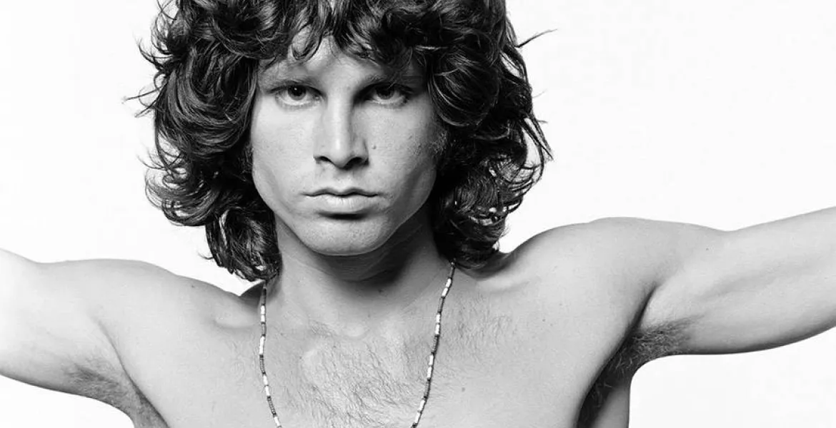 Jim Morrison, απλά αξέχαστος και ένας από τους εμβληματικούς ηγέτες μουσικών συγκροτημάτων