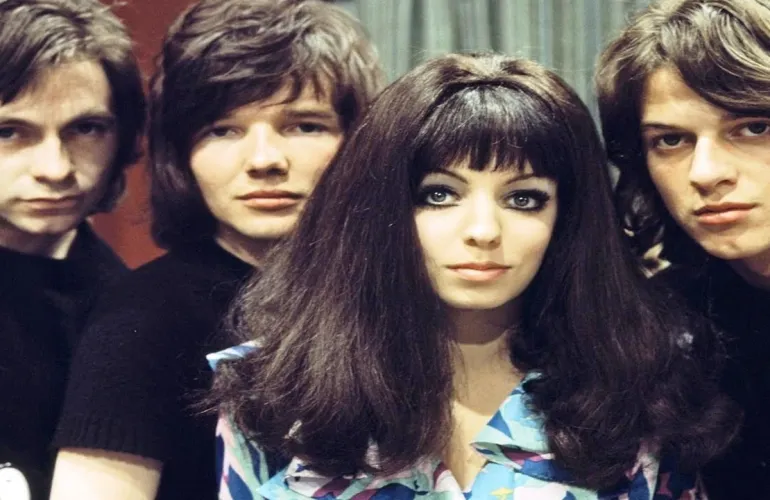 Hot Sand/Venus-Shocking Blue