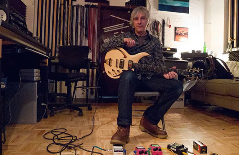 Το 1956 σαν σήμερα γεννήθηκε ο Lee Ranaldo των Sonic Youth