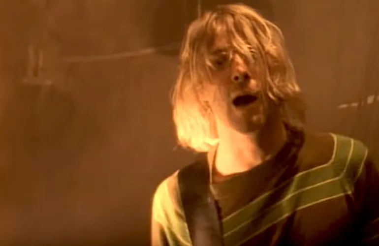 “Smells Like Teen Spirit” 1 δις εμφανίσεις στο Youtube