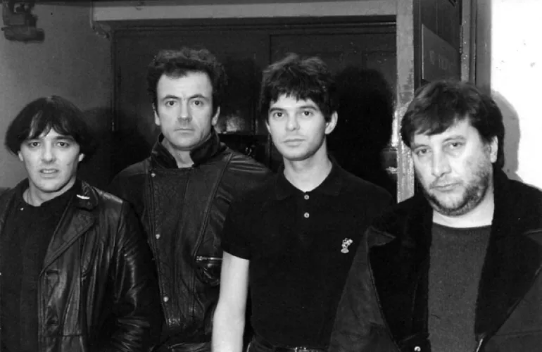 Midnight summer dream, οι Stranglers στην Αθήνα το 1985