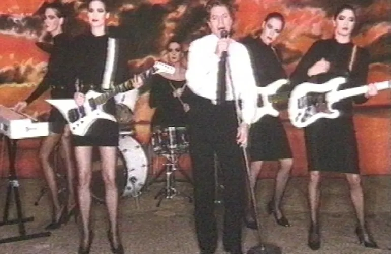 Addicted To Love-Robert Palmer