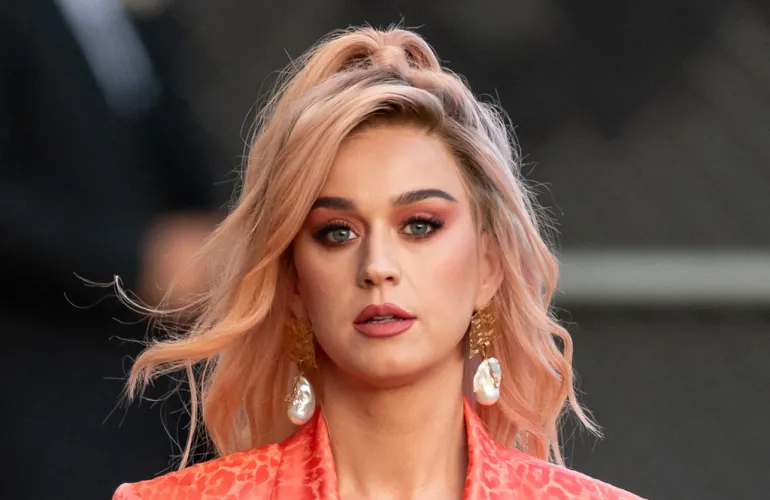 Katy Perry - Last Friday Night (T.G.I.F.)